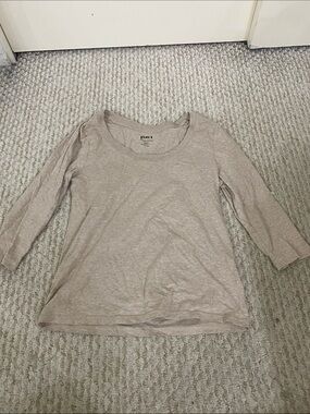 Pact Women's Scoop Neck 3/4 length Sleeve Top in Light Taupe